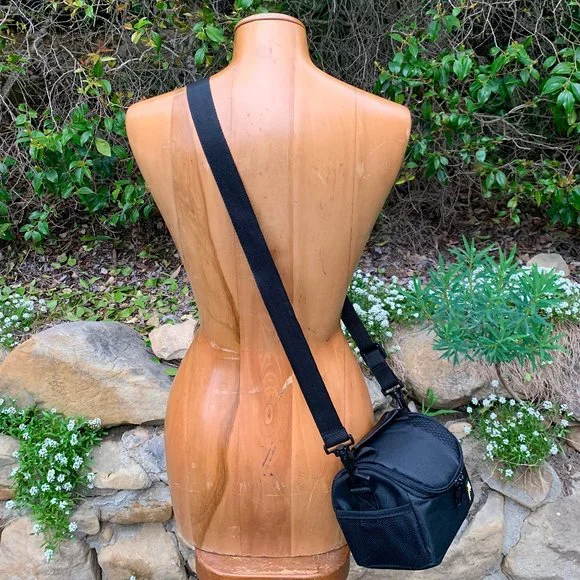 Photo digital / video camera padded crossover bag